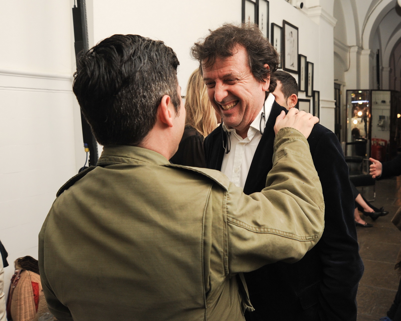 Club Monaco for Browns����DƬ