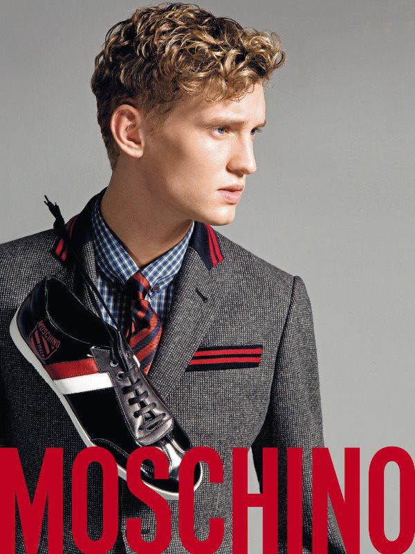 Moschino 2011�ﶬ���bLookbook ����DƬ