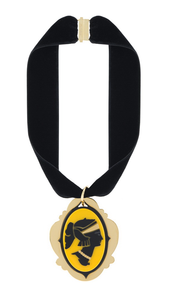 Miu Miu Cammeo Capsule���ϵ�и���DƬ