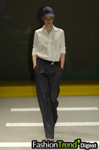 DKNY 07���ĸ���DƬ