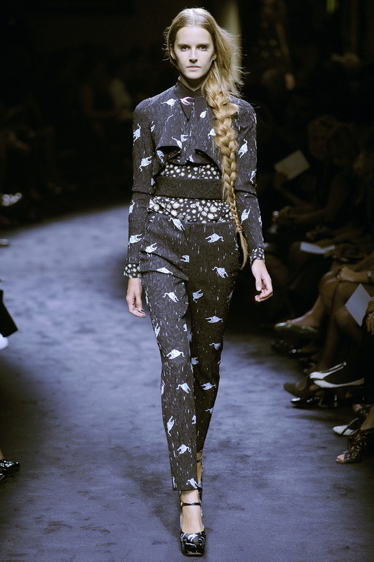 Miu Miu 10���ĸ���DƬ