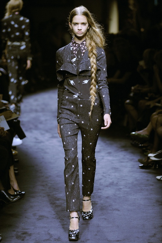 Miu Miu 10���ĸ���DƬ