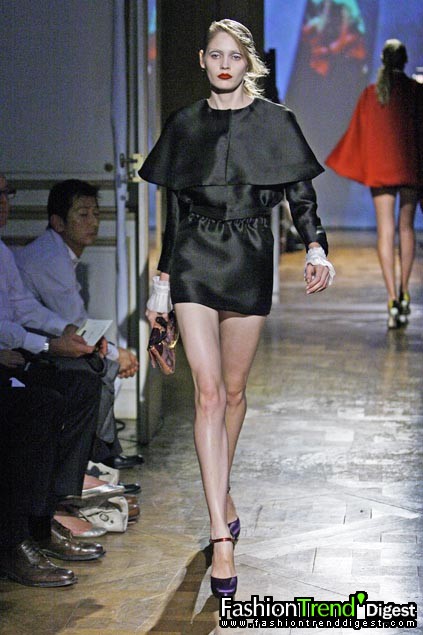 Miu Miu 08���ĸ���DƬ