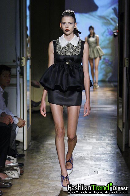 Miu Miu 08���ĸ���DƬ